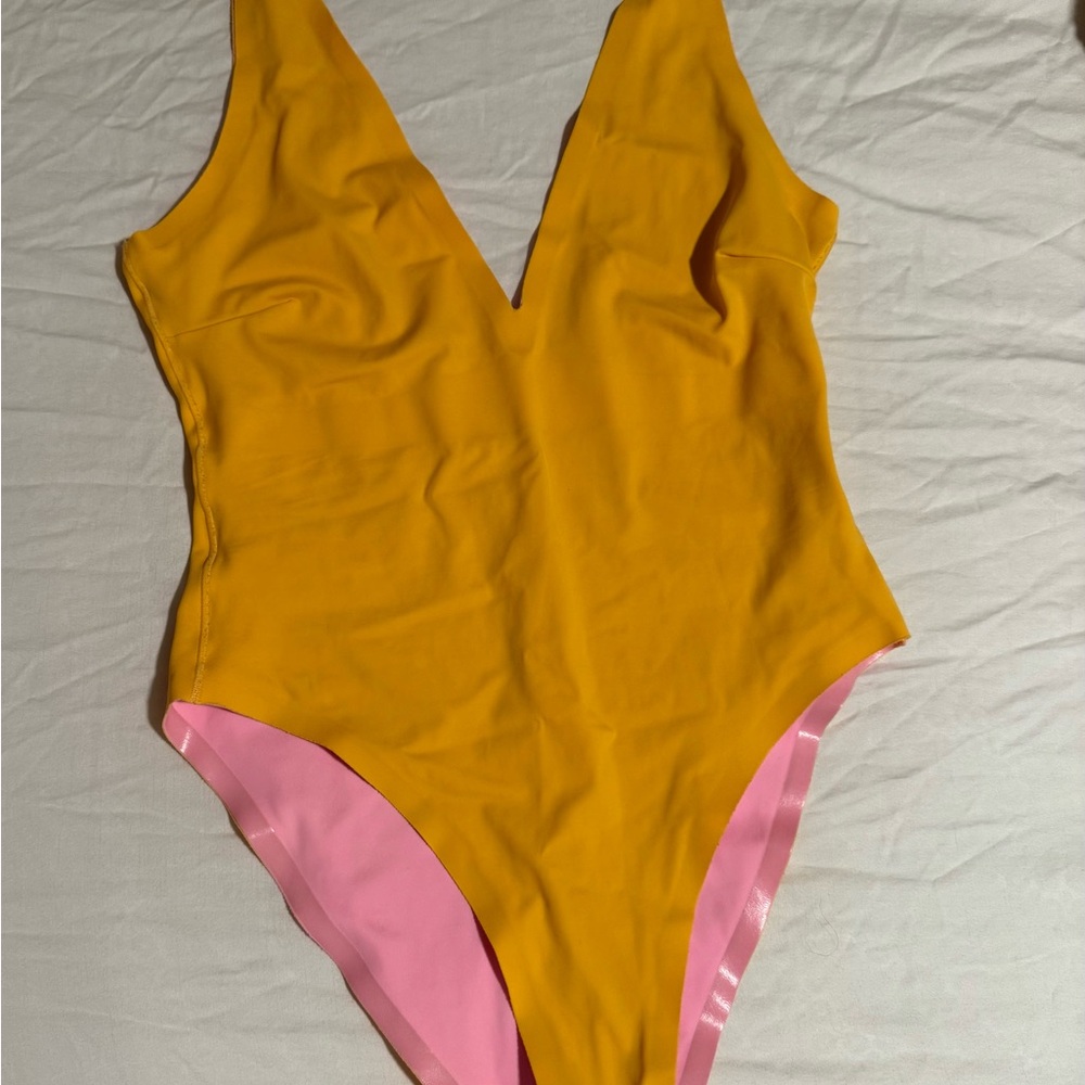 Onewith Bellows Plunge High-Cut One Piece
